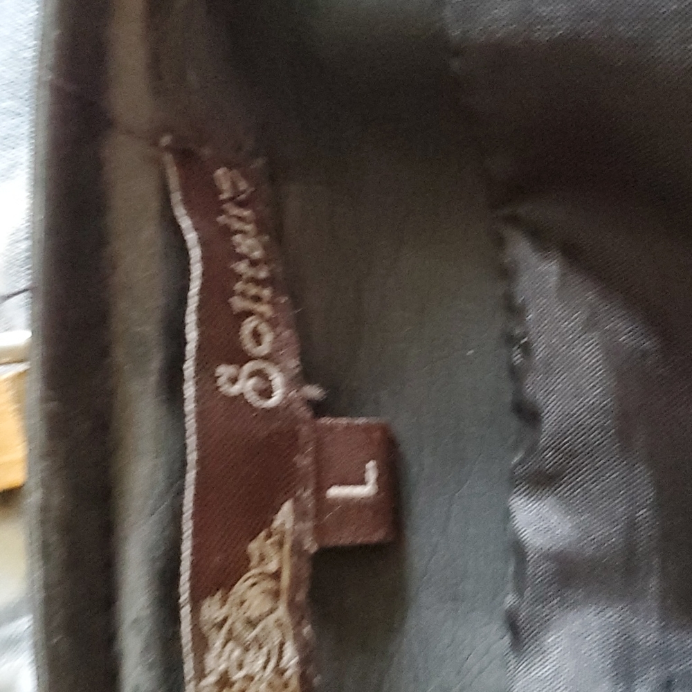 Black Faux Leather short skirt - Picture 3 of 4